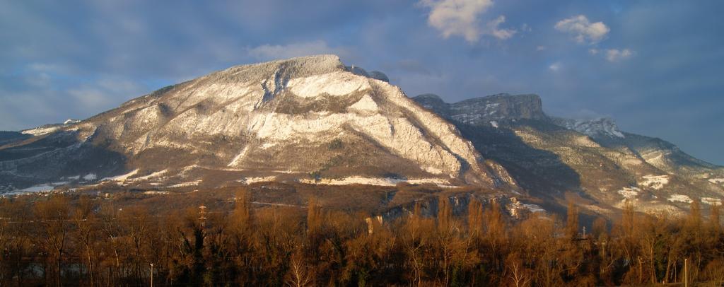 Ekho Hotel Grenoble Nord Saint Egreve Exterior foto